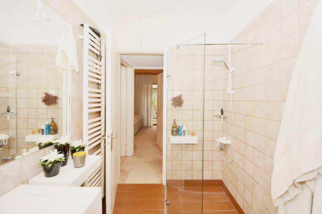 Villasonboard 2 Bed Seaview Greek Riviera Vouliagmeni Athen